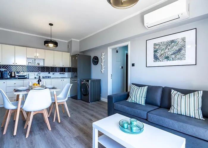 Apartment Peale's 2-br & Balcony In Mackenzie *